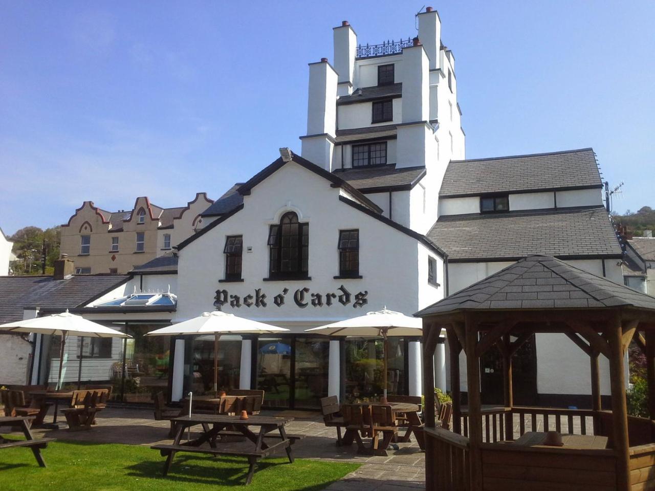 库姆马丁 The Pack O' Cards酒店 外观 照片